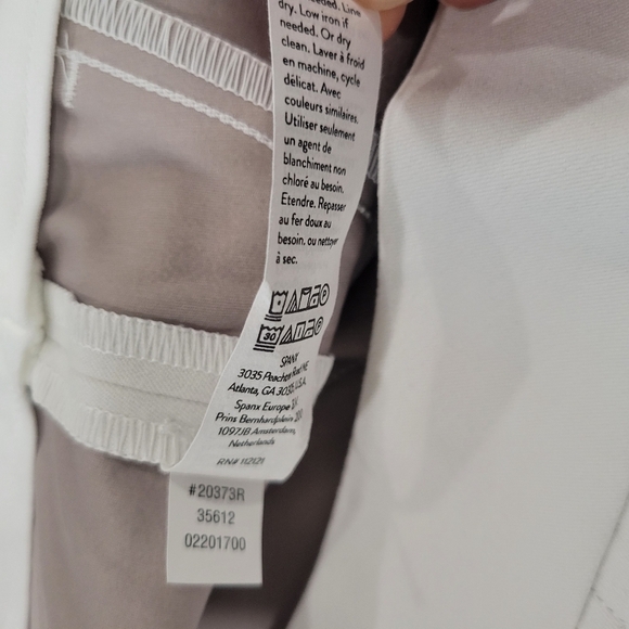 SPANX Silver Lining Polished Kick Flare Pants Classic White Size M - Picture 10 of 10